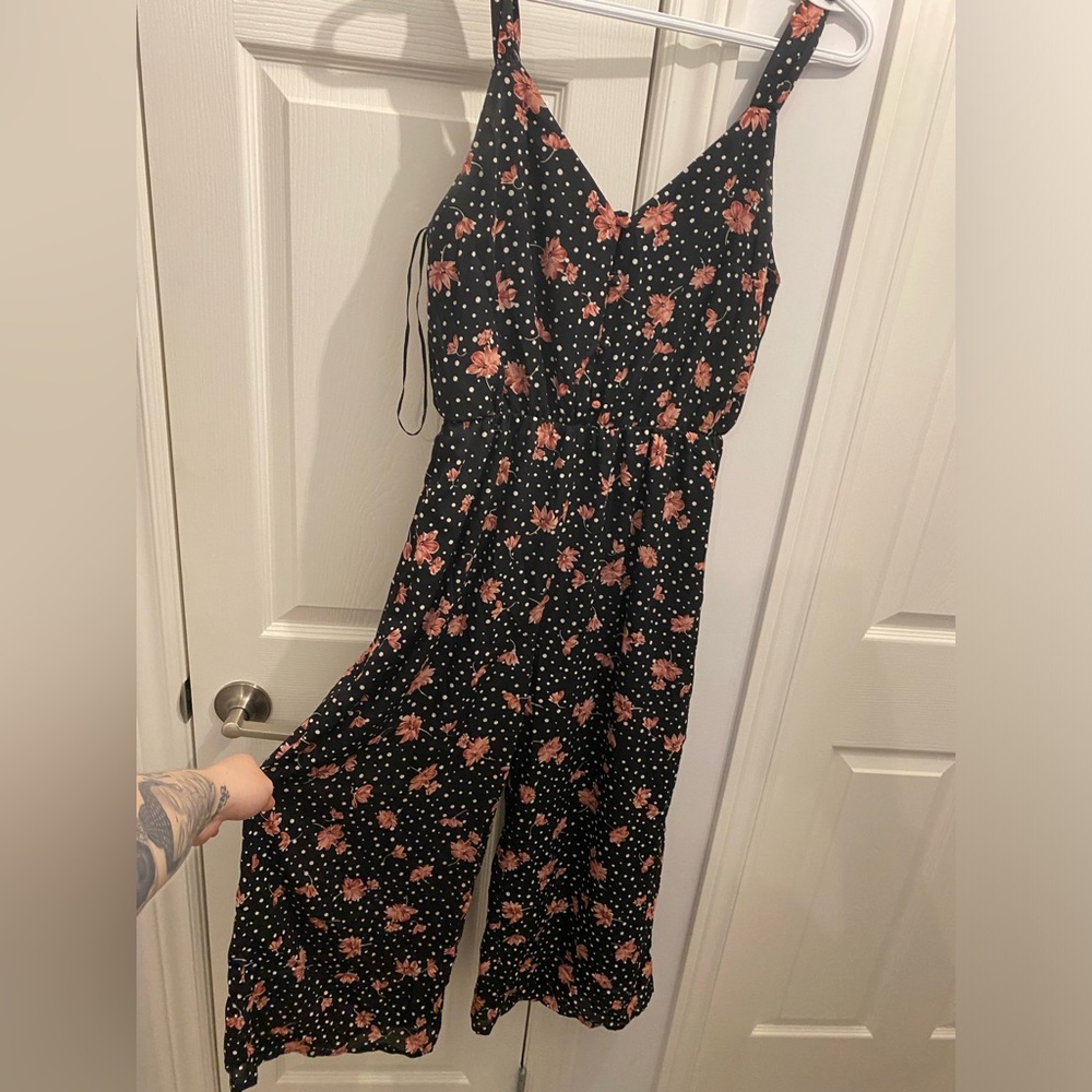 Beautiful floral capri jumpsuit/romper in medium